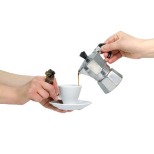 Ambra ring with coffee