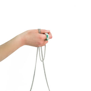Hosta ring with chain